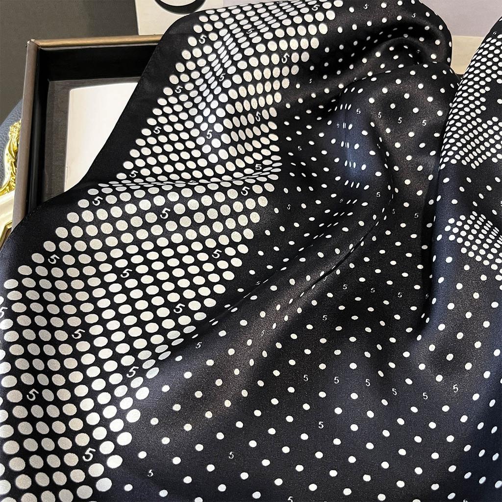 100% Pure Silk Scarf For Women Foulard High Quality Square Female Headkerchief Neckerchief Shawl Wraps Hijab Bandana Scarves