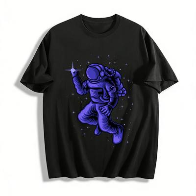 Cool Astronaut Catching Star Graphic Casual T-Shirt Pure Cotton T-shirt