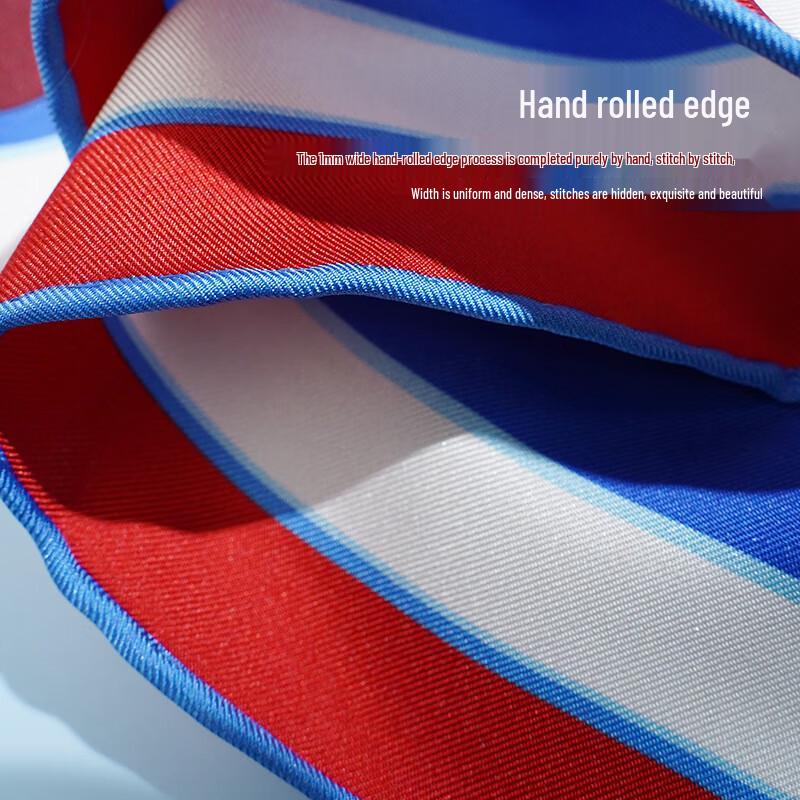 Gongli Forbidden City Yearly Fish Mulberry Silk Square Scarf