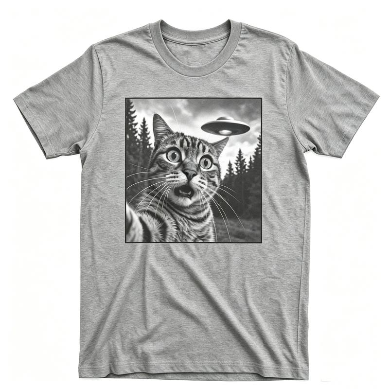 Cat Selfie Ufo Abduction Shirt Funny Alien Spaceship Novelty Vintage Graphic Tee Vintage Unisex Crew Neck Casual Short Tops