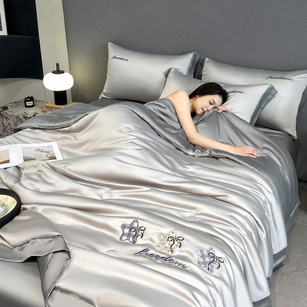 Class A Ice Silk Water Washable Summer Quilt Set - Naked Sleep Embroidery, Thin Blanket, Air Conditioning Quilt, Four-Piece Gift.