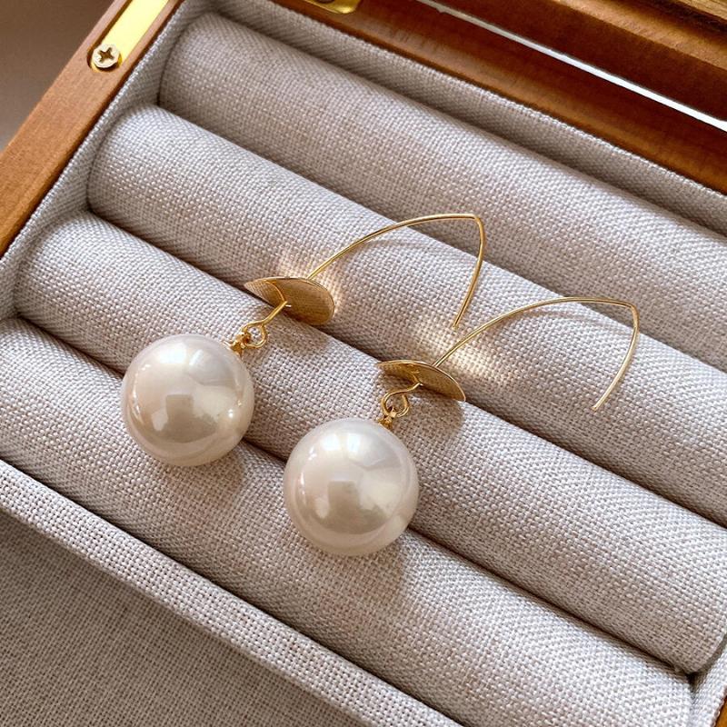 Exquisite Fashion Gold Color Round Imitation Pearls Drop Earrings For Women Elegant Dangle Earrings Jewelry Gifts