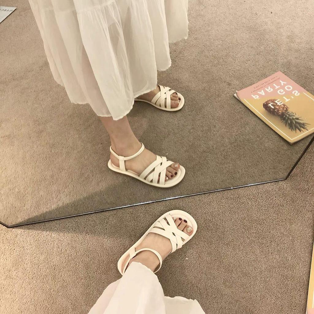 2024 Summer Women's Breathable Flat Sandals: Soft Fairy Style Roman Beach Shoes for Students