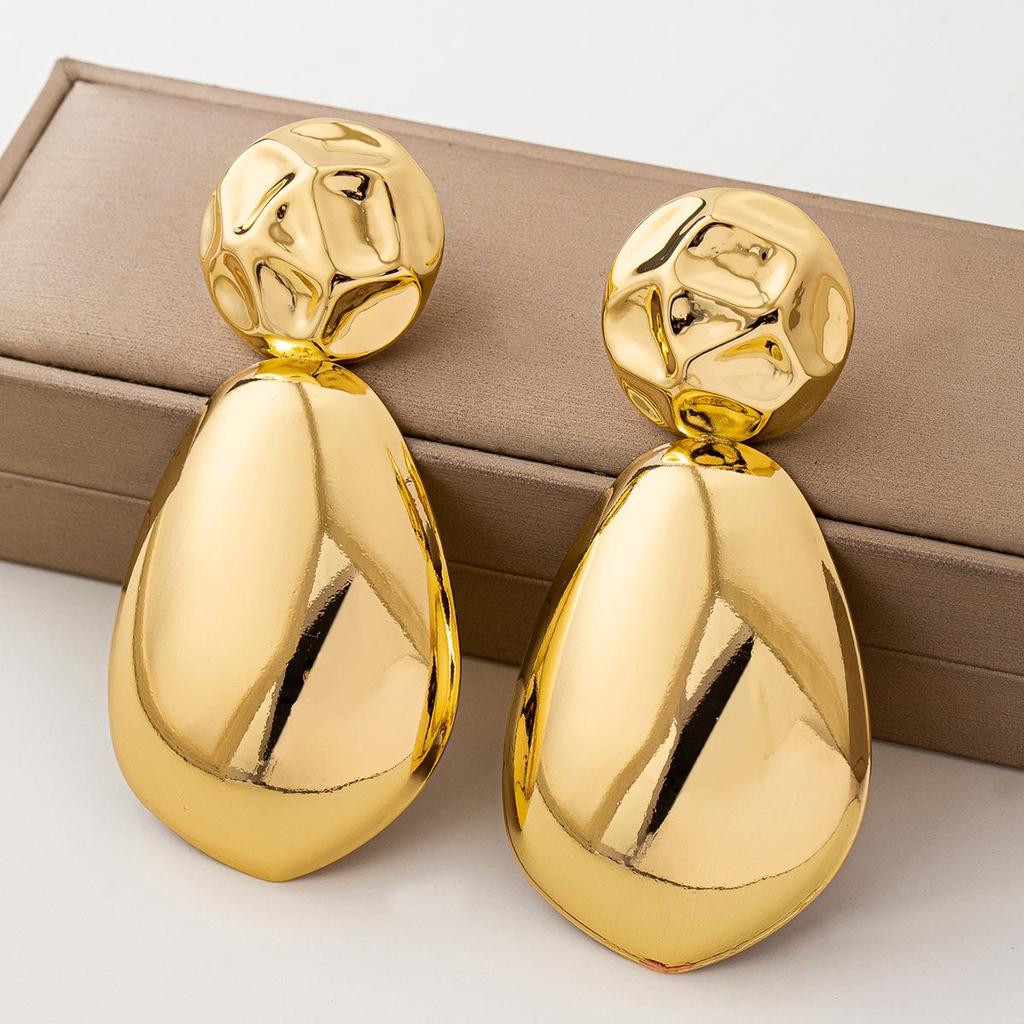 New Arrival: European & American Style Metal Geometric Earrings with Exaggerated, Fashionable Design for Women