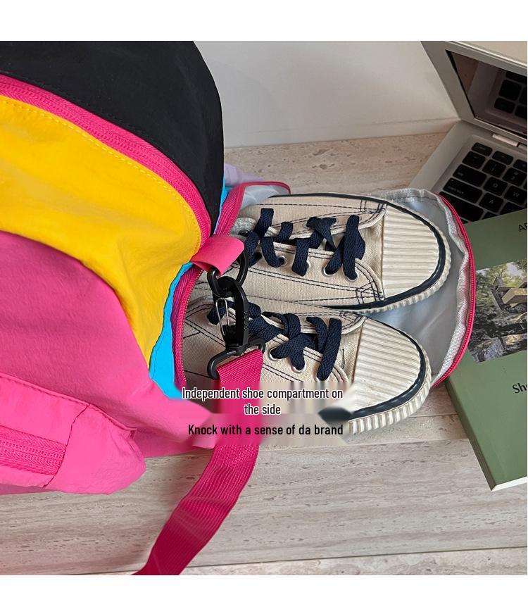 Large Capacity Wet-Dry Fitness Bag with Mesh Badminton Racket Storage - Color Block Design, Outdoor Sports Crossbody Bag