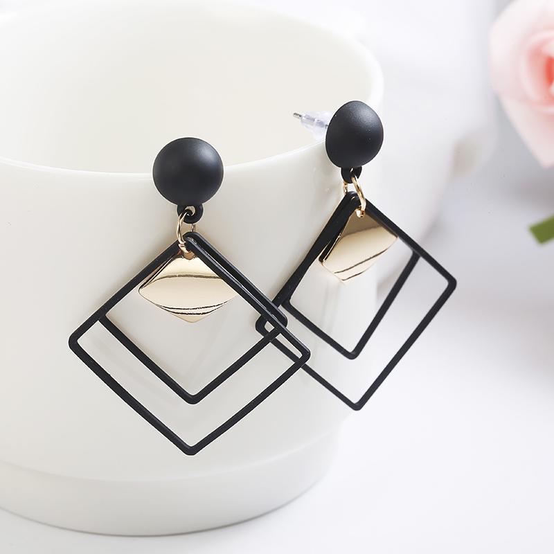 Women's Geometric Stud Earrings