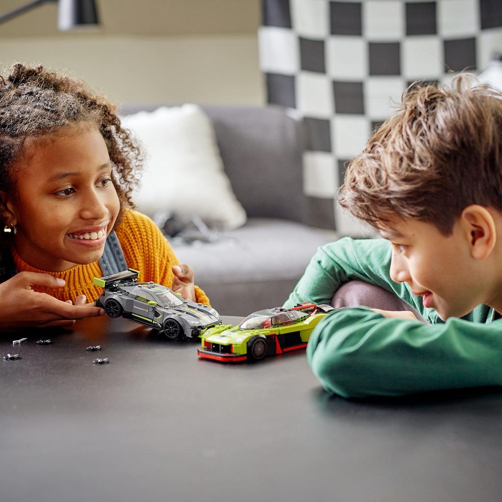 LEGO Speed Champion Aston Martin Valkyrie AMR Pro Aston Martin Vantage GT3 76910 Dárková stavebnice Auto Auto Chlapci 9 let a více &