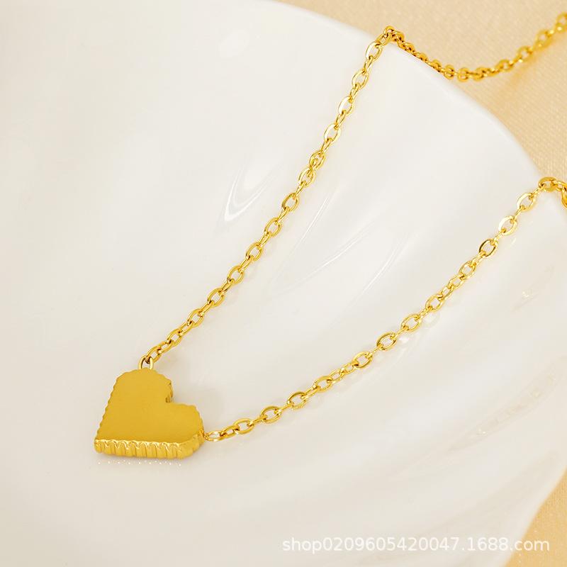 Niche Fashion Versatile Stainless Steel Necklace Women's K Gold Simple High-end Clavicle Chain