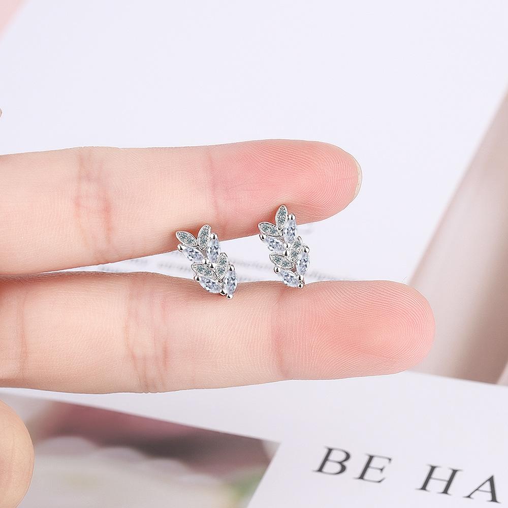 Mori Small Fresh Olive Branch Leaf Inlaid Zirconium Diamond Ear Buckle Small Temperament Lady Leaf Earring Ear Buckle 2026