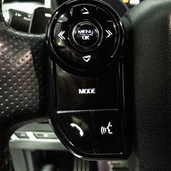 9-Piece Steering Wheel Button Stickers for Land Rover Discovery 5 & Range Rover Sport (Non-Heated)