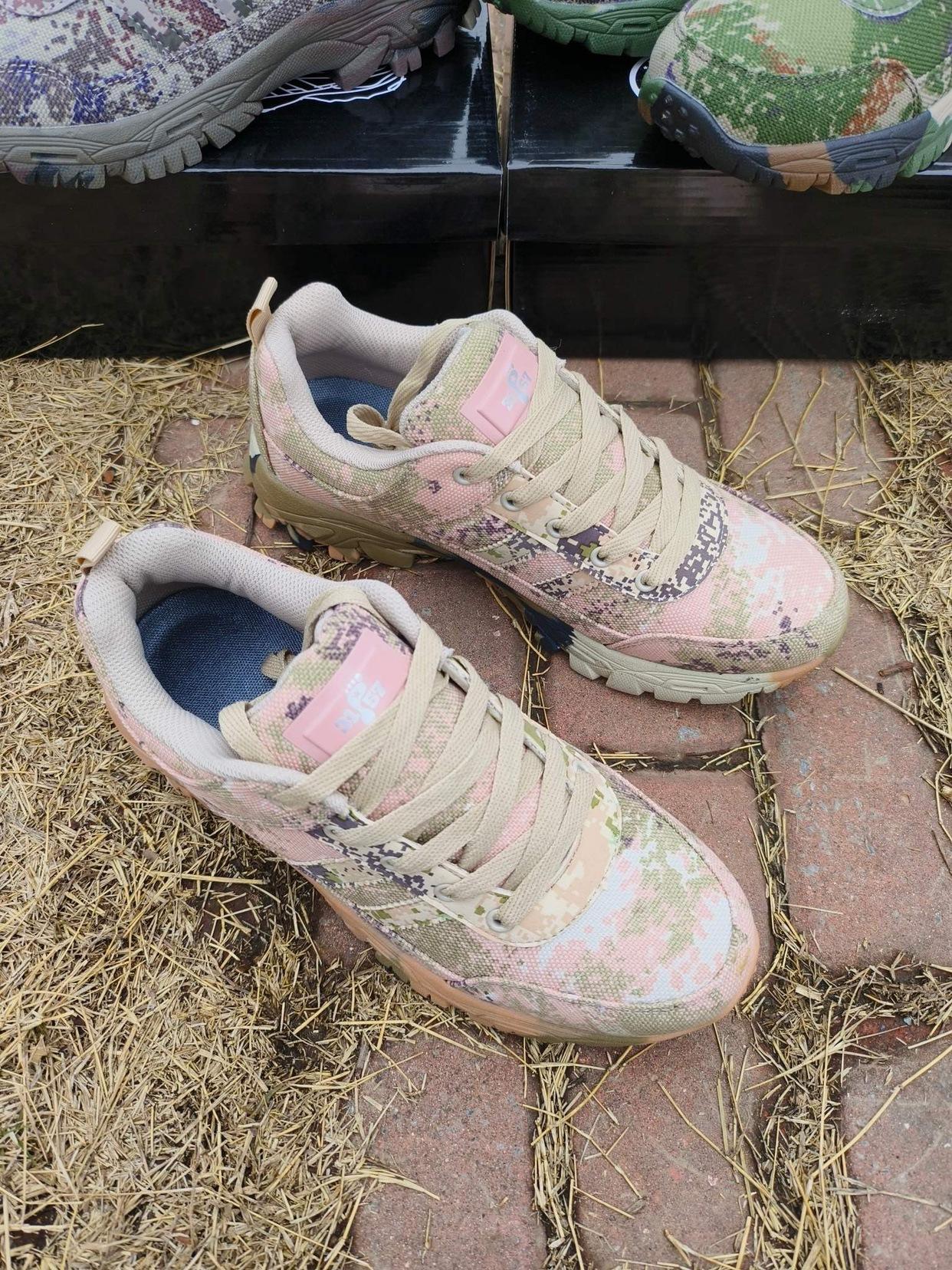 

New starlight training canvas training shoes low-top breathable running shoes outdoor non-slip and wear-resistant mountaineering shoes 46