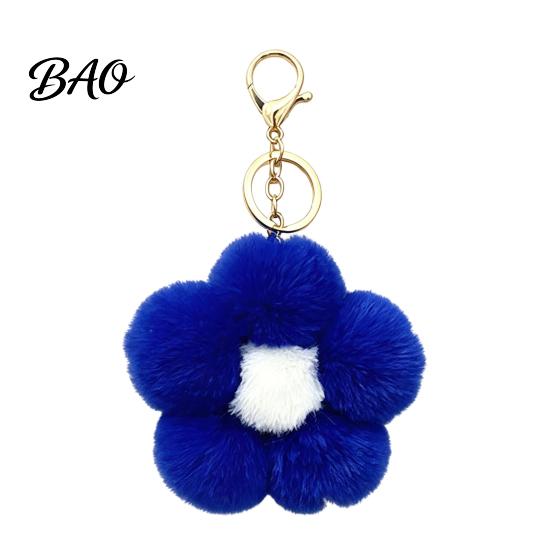 Plush Flower Keychain for Handbags, Five-petal Bag Charm, Soft Floral Keyring Accessory Fluffy Backpack Hanging Women
