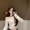 American Spice Girl Slanted Shoulder Long-sleeved T-shirt Women's Autumn Design Sense Niche Black Pleated Slim-fit Short Bottoming Top