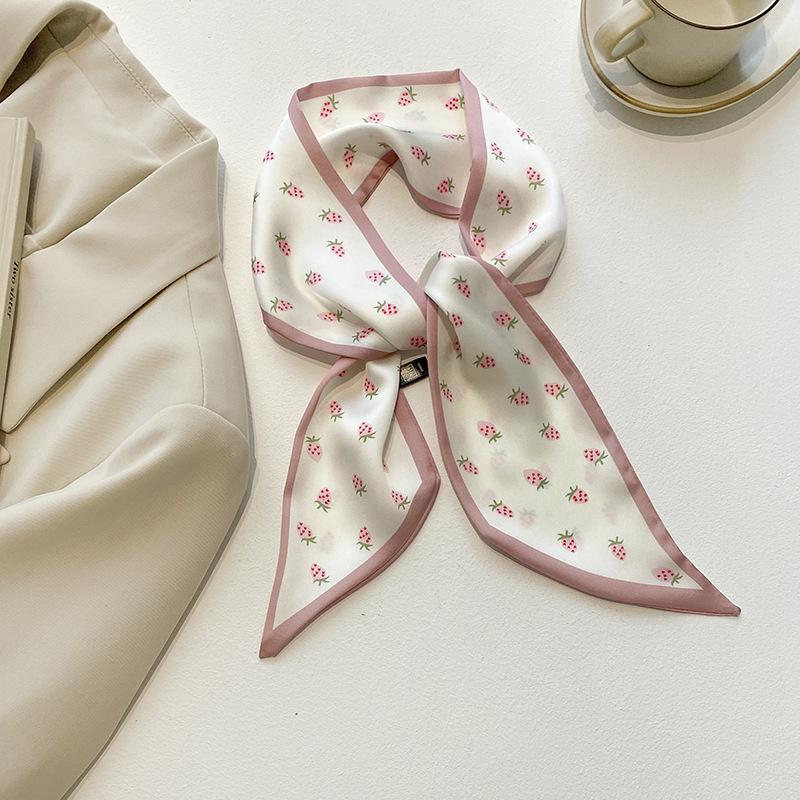 

New Fashion Decoration Neckerchief Spring/Summer Strawberry fruit Scarf for Women Soft Satin Printed Travel Headband розовый