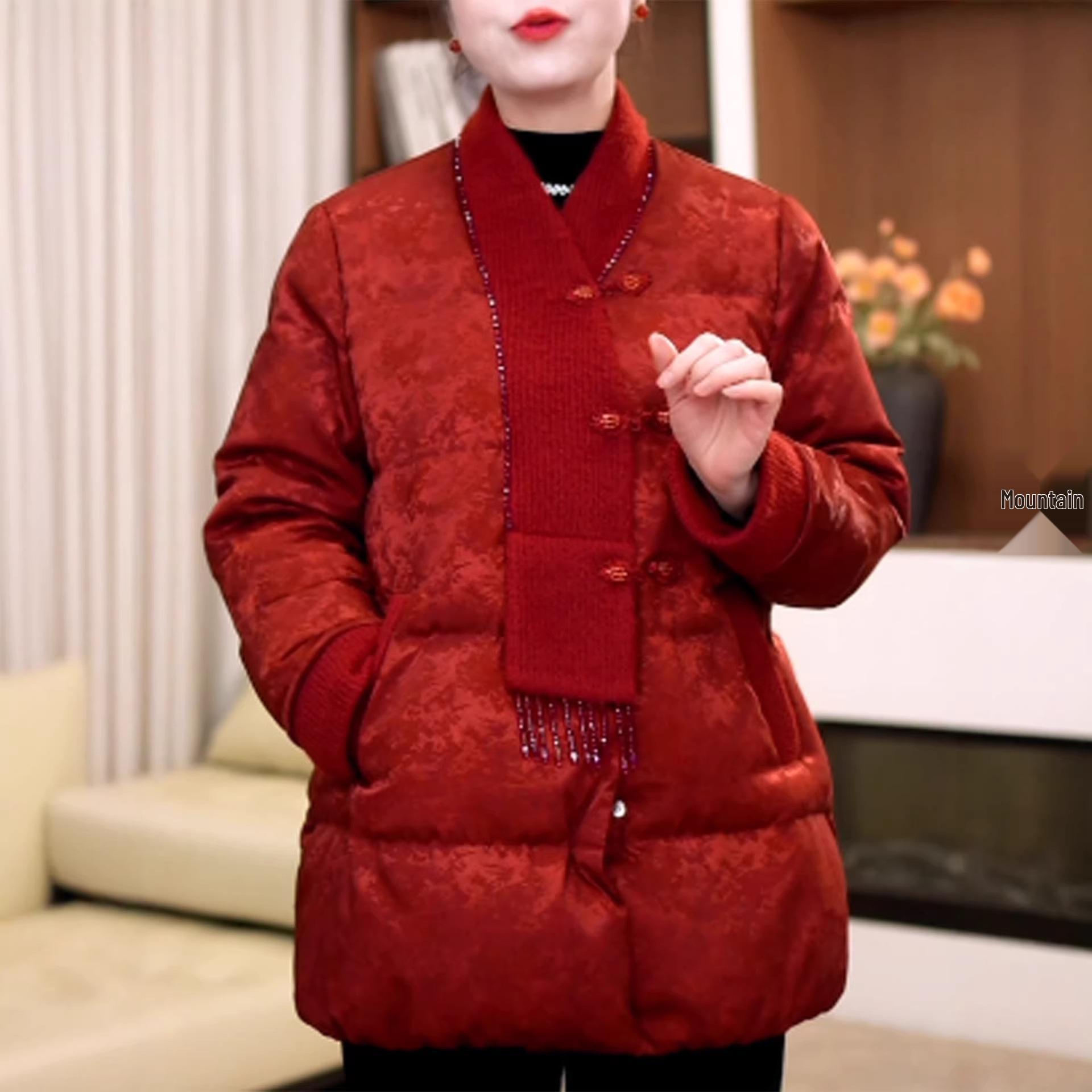 

2025 Winter Red Cotton Jacket for Women: Warm, Stylish, and Perfect for Middle-Aged & Elderly Moms 4XL (135-150 lbs)