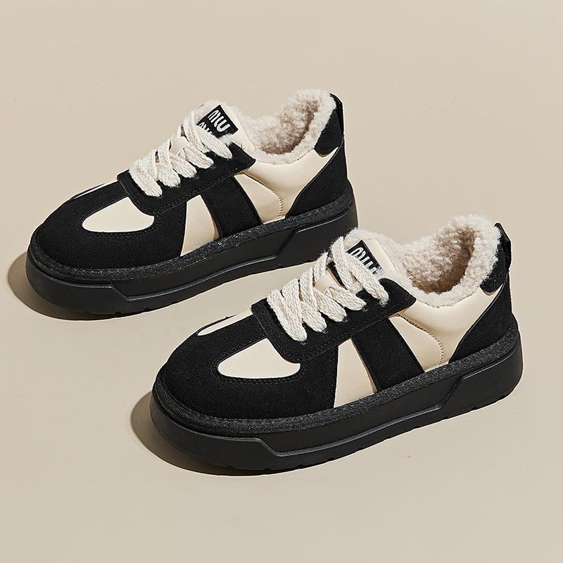 Fleece German training shoes women's 2024 new retro casual board shoes thick sole heightening versatile warm Northeast Mao Mao cotton shoes