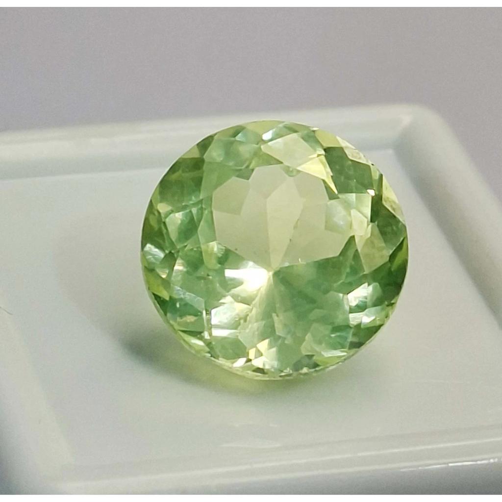 Natürlicher Peridot Hellgrün 7-9 Karat Rundschliff Zertifiziert Schöner Loser Edelstein