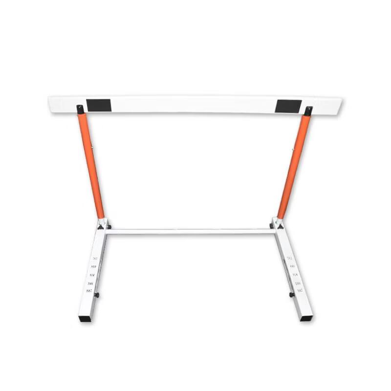 Nastavitelné překážky pro atletiku pro studenty