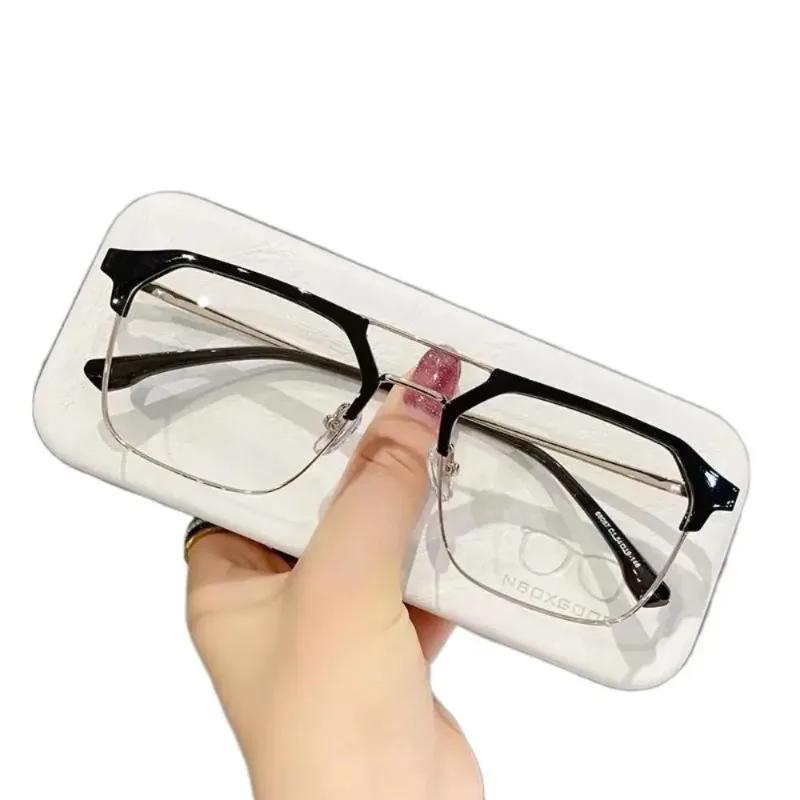 Black Business Square Frame Myopia Glasses Men Women Vintage Ultra Light Metal Frame Glasses Eyeglasses Vision Care -0.1~0.6