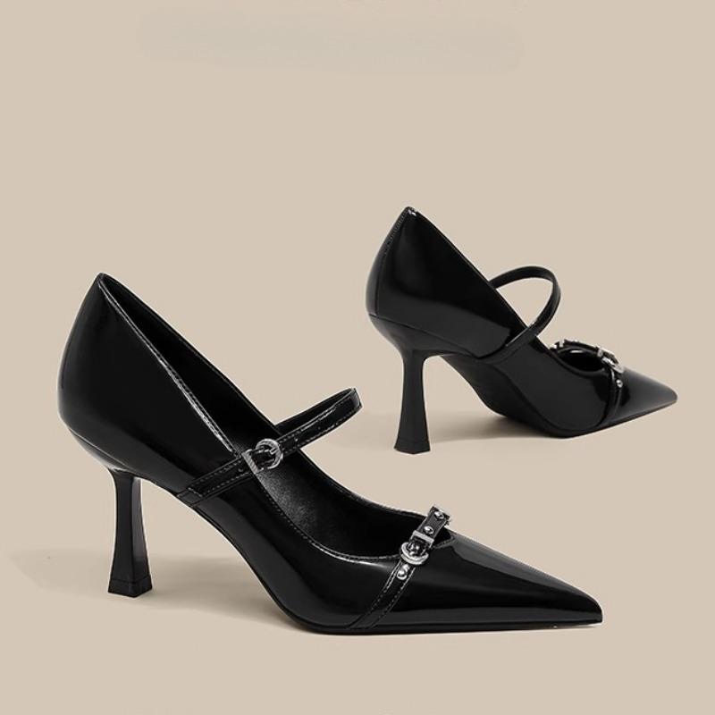 

2024 New Summer French Black Pointed Patent Leather Mid-heel Overhead Sandals for Women Retro Skinny Heel Back Empty Shoes 39 чёрный