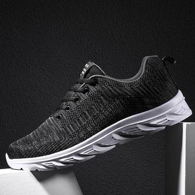 Große Herrenschuhe Flying Weaving Net Atmungsaktive Freizeitschuhe Modetrend Leichte Turnschuhe Studentenlaufschuhe