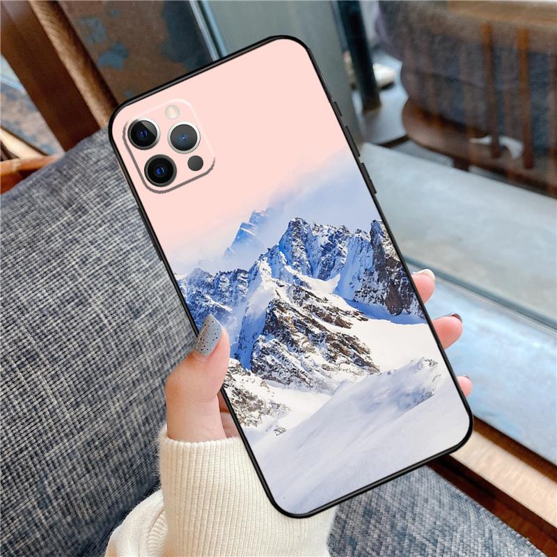 Mountain Phone Case For iPhone 16 14 13 12 11 15 Pro Max 12 13 mini XR 15 16 Plus 16e Cover Shell
