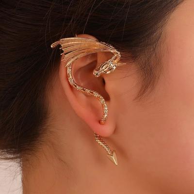 1Pc Vintage Fly Dragon Clip Earrings for Women Punk Gold Color Piercing Ear Cuff Hanging Stud Earring Trend Party Jewelry 2022