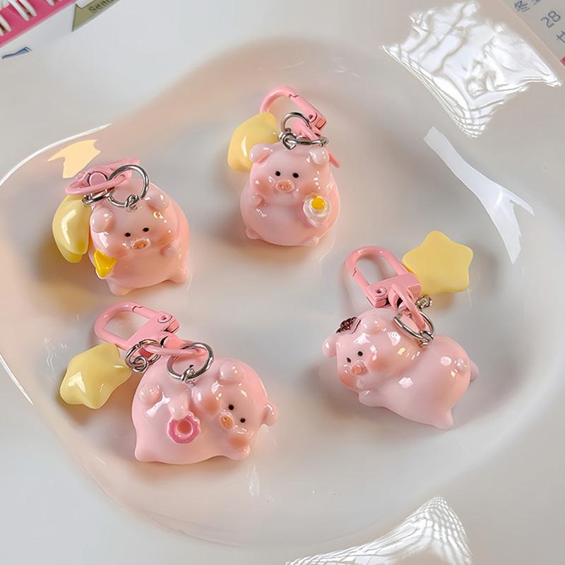 1PC Key Chain Creative Pink Pig 3D Piggy Keychain Lovely Cartoon Keychain Ornament Bag Pendant