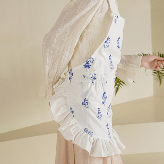 Damen Küchenschürze mit Taschen und Kapuze, floral bestickte Baumwollschürze, leicht, atmungsaktiv, Kochschürze im Vintage-Spitzenrüschen-Stil, Kochen