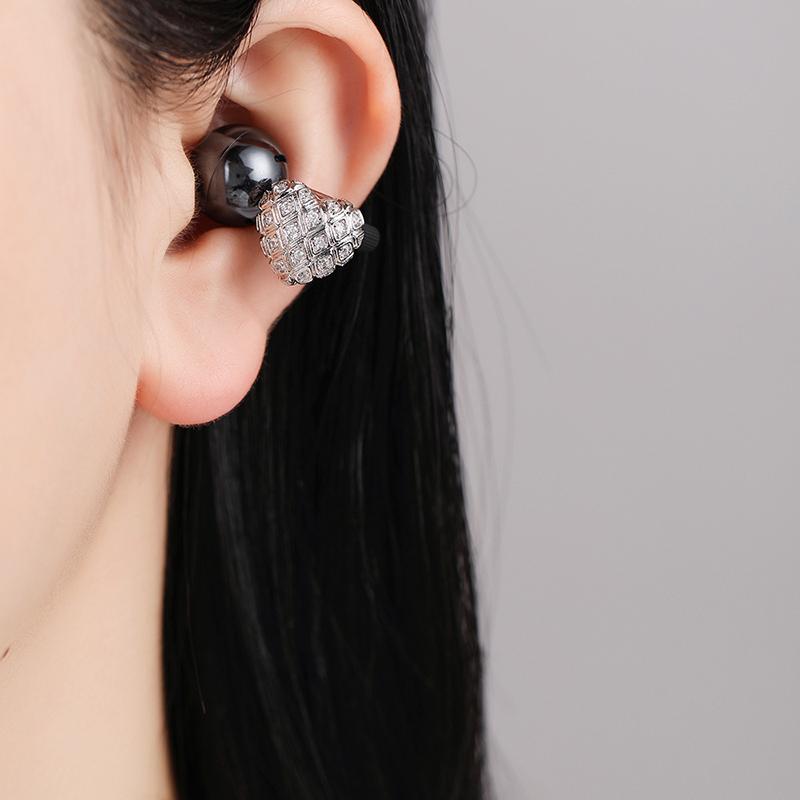 

Elegant Heart Shaped Headphone Rhinestones Buckles Clip On Attachment For Freeclip 1 2 Zircons Embellishment OneSize