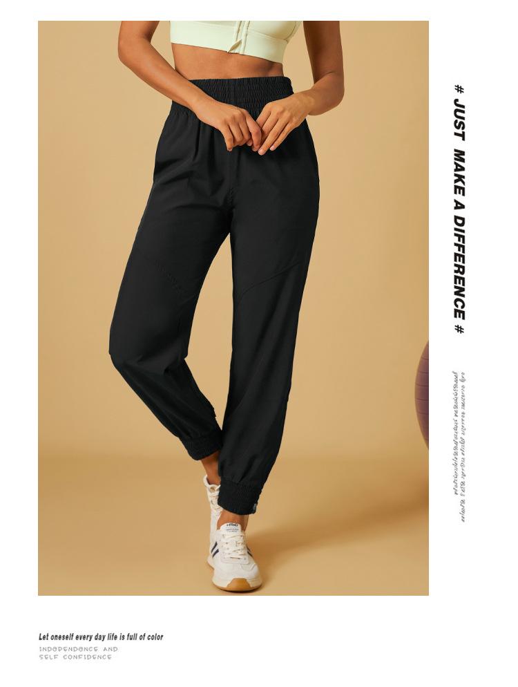 Women's Stylish Korean Cargo Yoga Pants - Elastic, Slimming, Perfect for Spring & Autumn