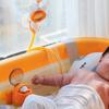Baby-Duschkopf Cartoon-Karotte Elektrische Wasserpumpe Verstellbarer Sprinkler Babywanne Wassersprühspielzeug für Kleinkinder Geschenk