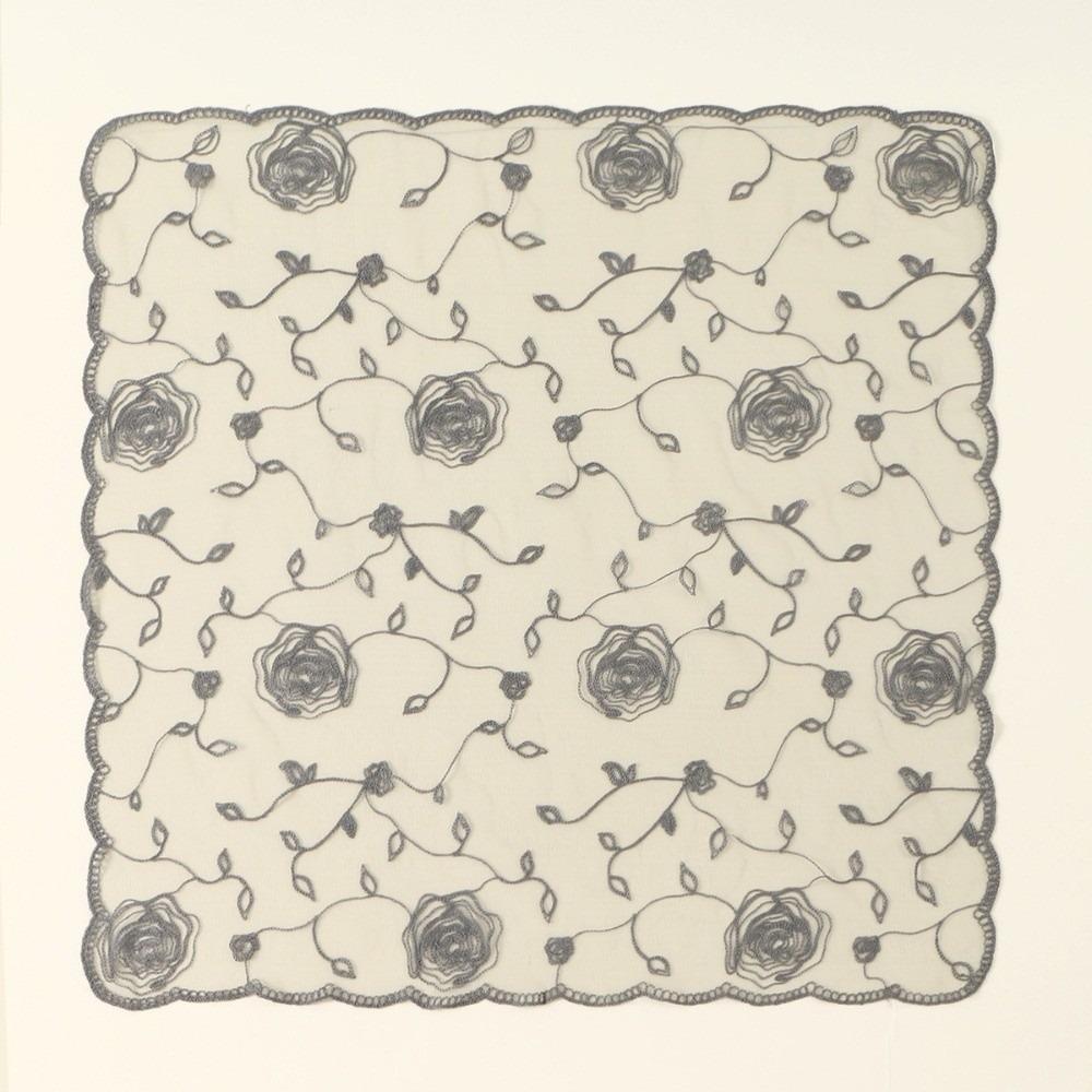 

Elegant Lace Mantilla Scarf Floral Pattern Catholic Bride Scarf Photo Headpiece for Women