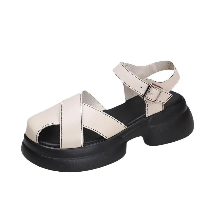 2024 Summer Fashion New Baotou Thick Bottom Sandals for Actress Elegant Fashion Fairy Style One Button Casual Sandals