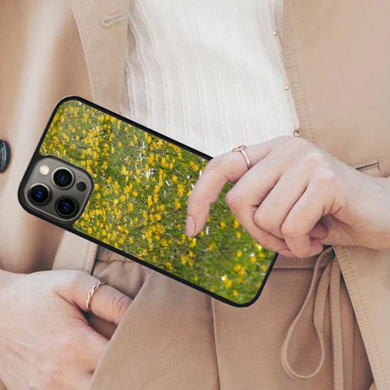 Flowery Buttercup Plant Magnetic Phone Case For APPLE iPhone 17 Air 16 14 13 12 Pro Max 15 Plus Charge With MagSafe Cover