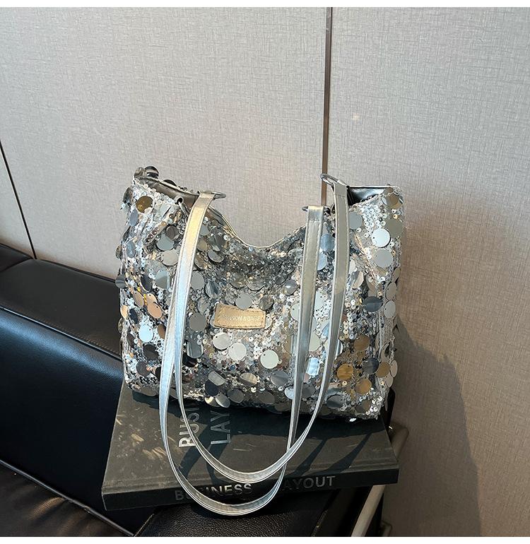 

Fashion sequined bag women s 2025 new niche trend bucket shoulder bag versatile large-capacity tote bag срібний