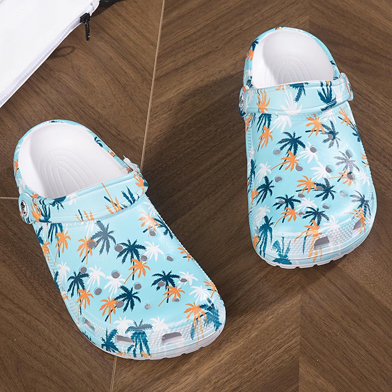 Customizable Unisex Breathable Garden Clogs - Trendy and Casual