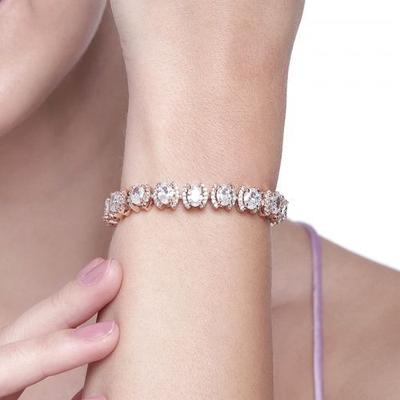 Women's Sparkling Rose Gold Bracelet