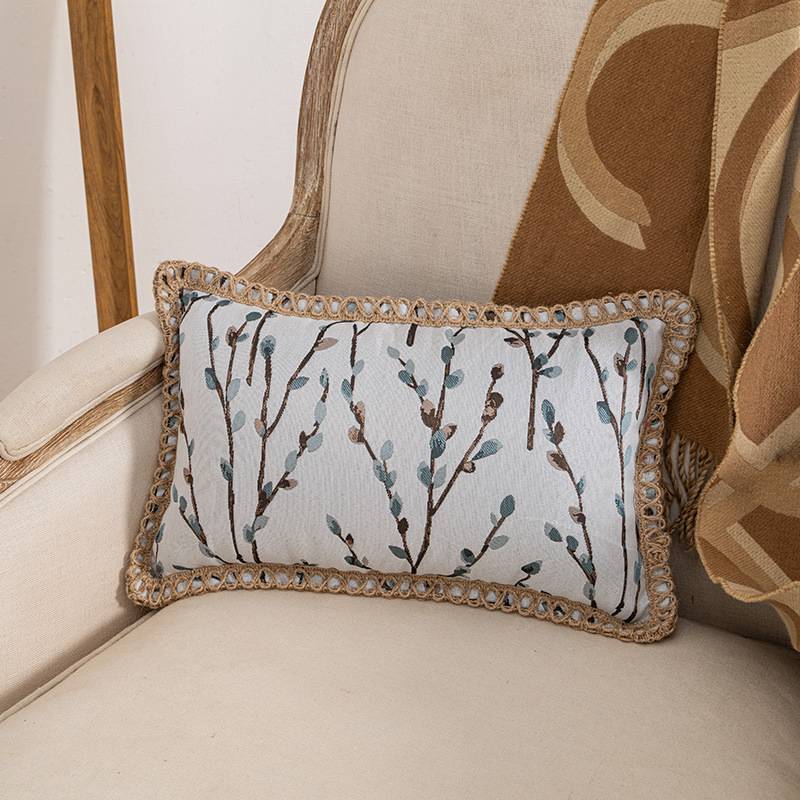 Modern Minimalist Sofa Pillow Cover With Floral Pattern In Polyester Fabric For Living Space
