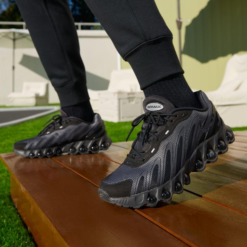 

Nike Air Max Dn8 SE Черный Темно-серый 42