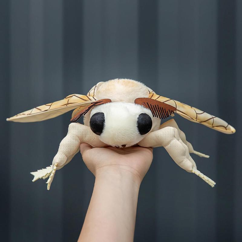 Soft Silkworm Moth Plush Toy Cute Simulated Insect Animal Exquisite Fuzzy Winged Bug Decorative Ornament Kids Gift Home Decor
