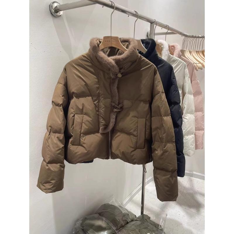 European High-end Mink Fur Spliced Stand Up Collar Down Jacket for Women, Niche Design, Horn Buckle Thickened Jacket