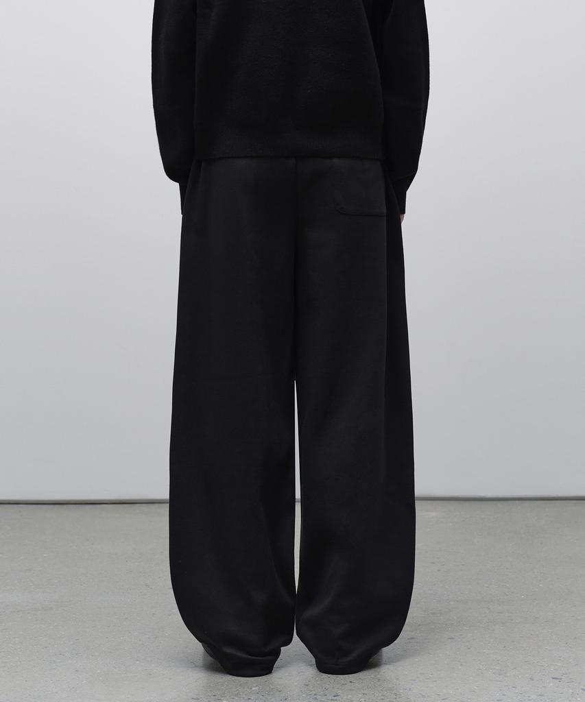 MUSINSA STANDARD Double Knit One-Tuck Wide Lounge Sweatpants [Black]
