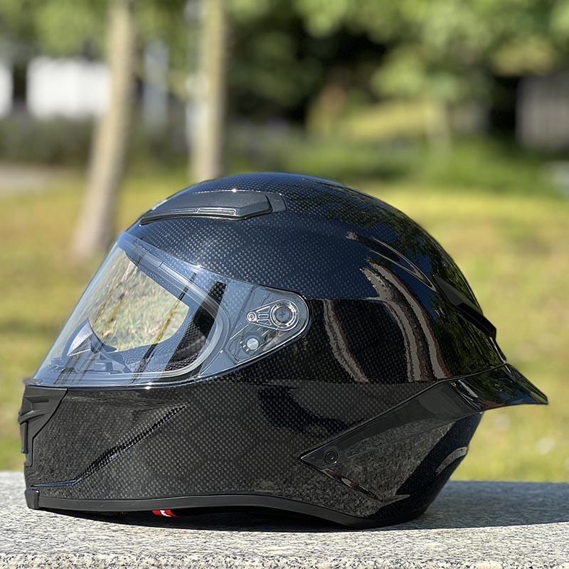 Men and Women Racing Full Face Helmet Motorbike Casco Capacete New Arrival Black Serpentine Helmet With Big Spoiler