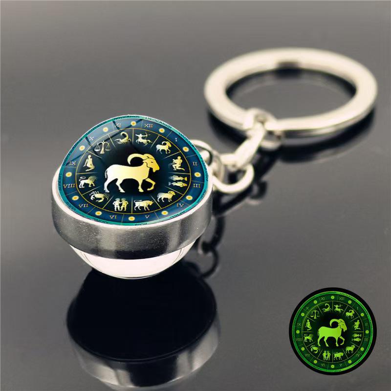 Luminous Zodiac Keychain: Dvanáct souhvězdí s přívěsky ve znamení Býka a Vodnáře