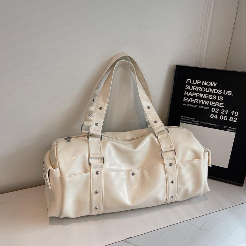 Rivet Short Trip Bag Large Capacity Luggage Bag Retro Handbag Commuter Bag Unisex Trendy Shoulder Bag