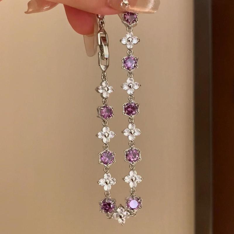 Blue Star Zirconia Hexagonal Flower Bracelet - Stylish, Versatile, and Luxurious Wrist Jewelry for Women