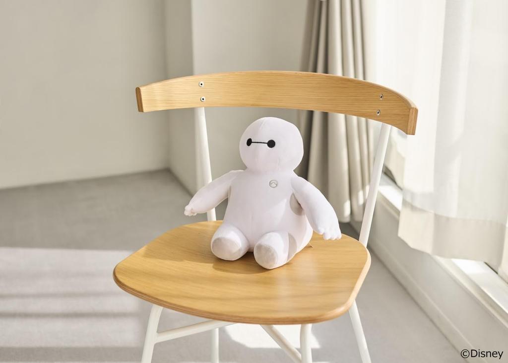 Disney Big Hero 6 Soft and Fluffy Cuddly Plush Toy Book Brand (Takarajimasha Mook)