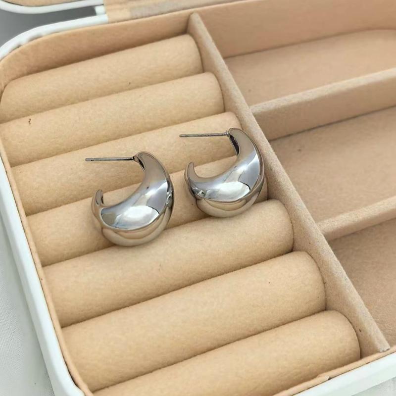 

1 Pair of Elegant Women s High-End Glossy Earrings Made of Copper, Fashionable, Simple and Versatile Metal Earrings