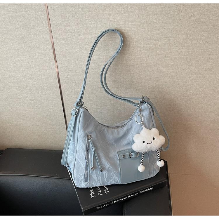 

Нишевая сумка женская новая летняя на плечо для поездок на работу сумка-пельмень большой вместимости многофункциональный рюкзак синий